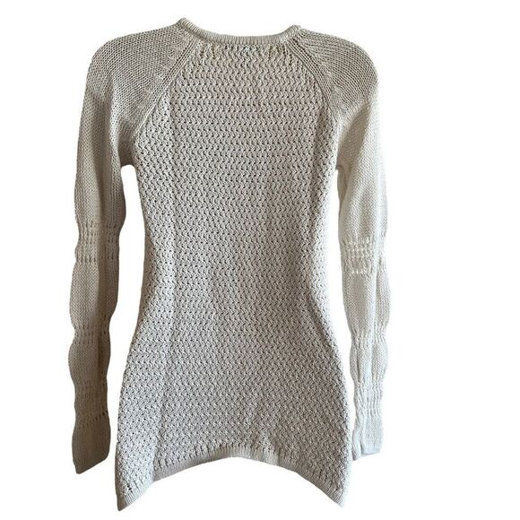 Tommy Bahama ~ Ivory Knit V-neck Long Sleeved Sweater ~ size XS ~ Cotton - Picture 2 of 12